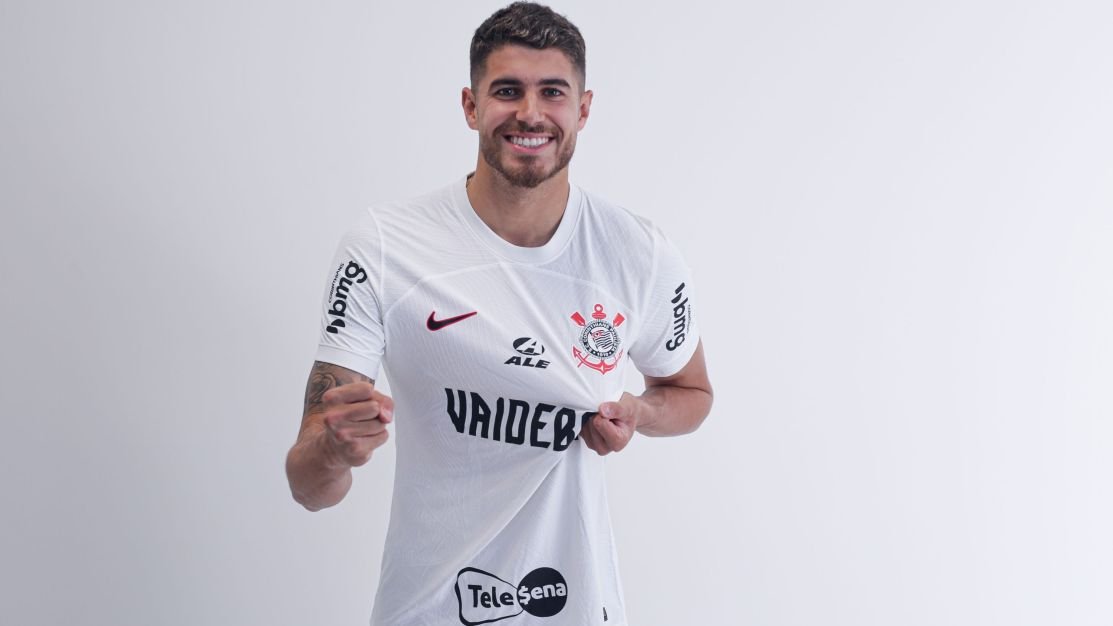 Corinthians e Nike podem romper após 20 anos de parceria; entenda