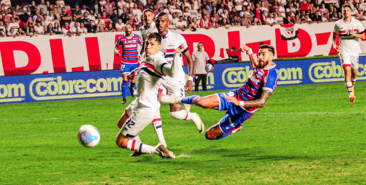 São Paulo tem “apagão“ no segundo tempo e Fortaleza vence no MorumBIS